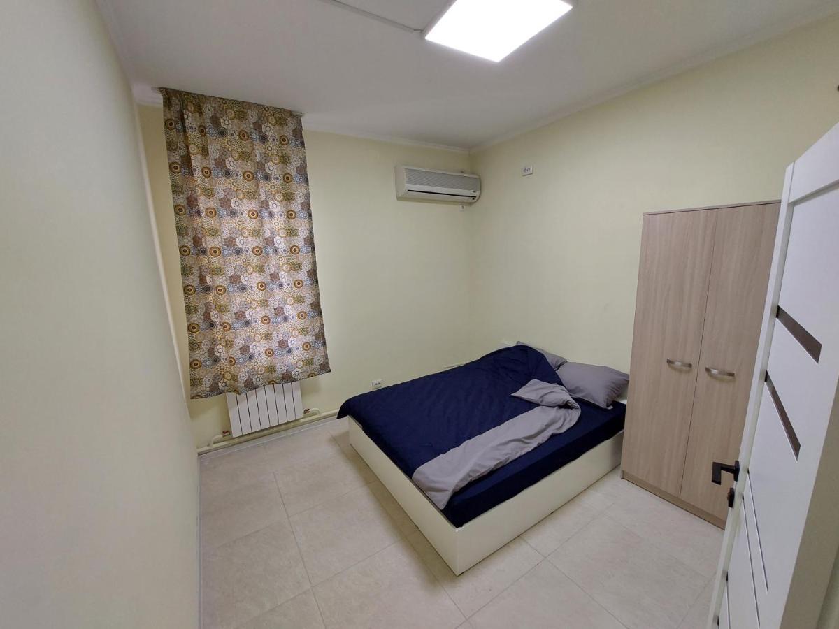 Check Inn Hostel 알마티 외부 사진