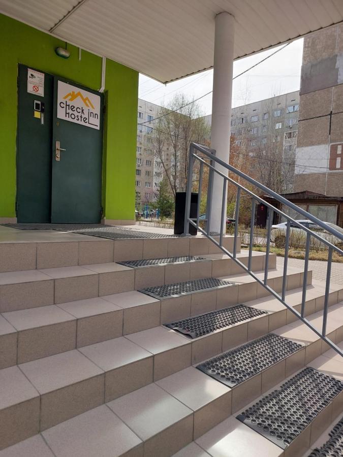 Check Inn Hostel 알마티 외부 사진