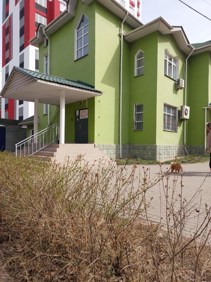 Check Inn Hostel 알마티 외부 사진